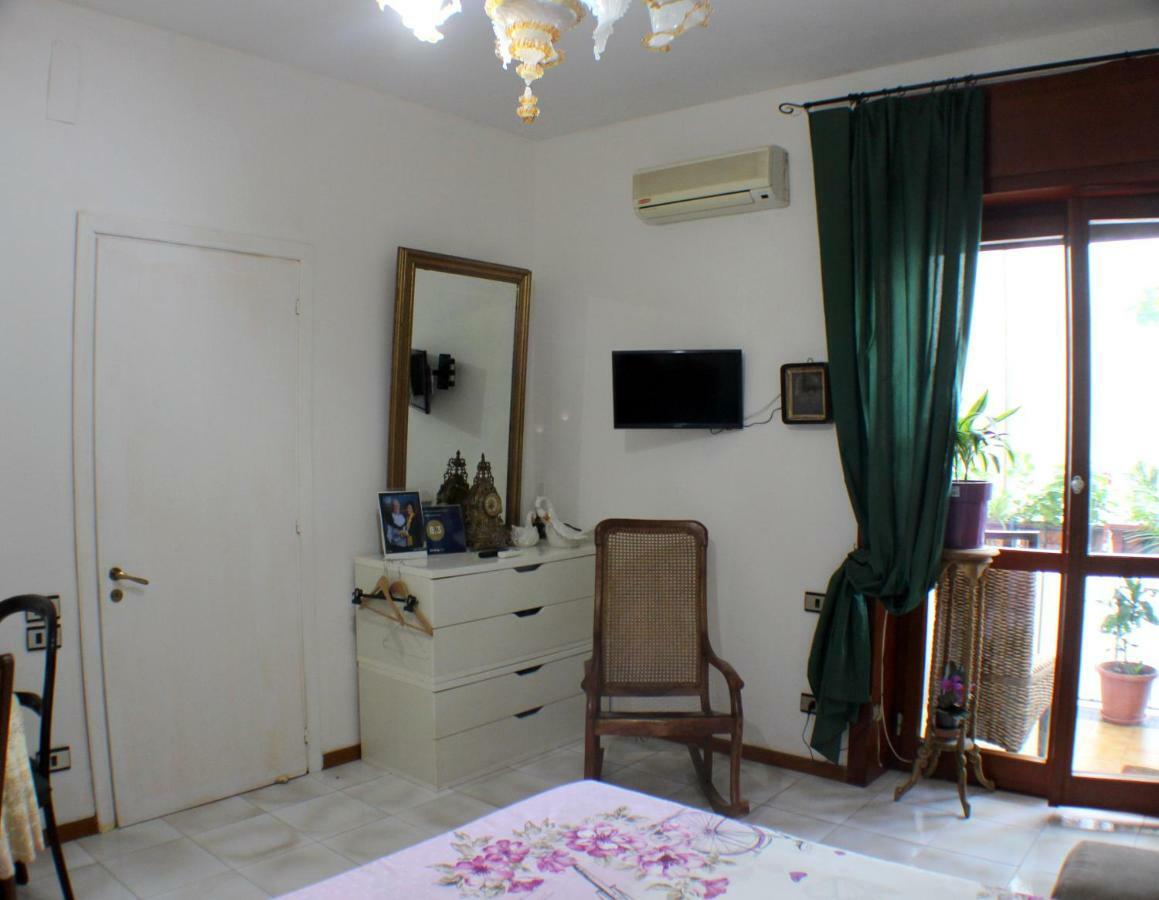 B&B Lili Salerno Buitenkant foto